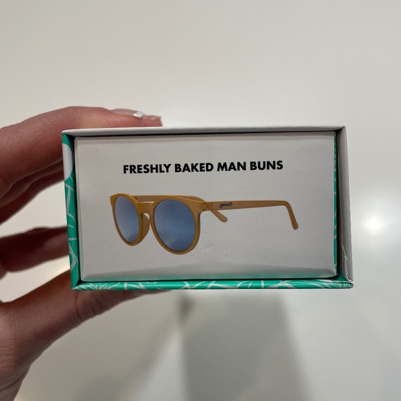 Goodr Freshly Bakes Man Buns Sunglasses - Picture 4 of 4
